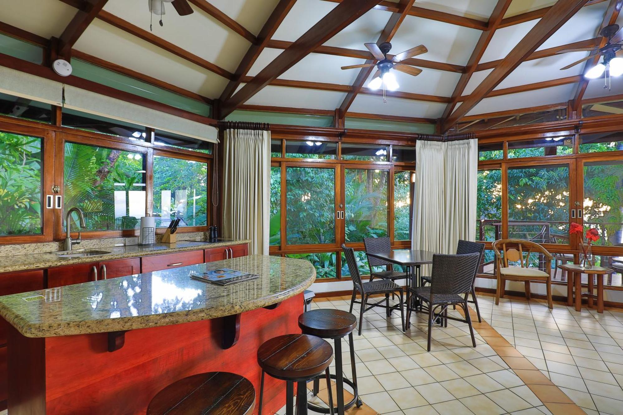 Tulemar Resort Manuel Antonio Bagian luar foto